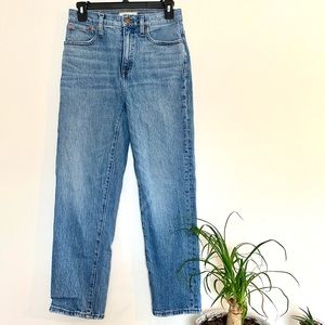 Madewell Classic Straight Jean (SZ 25)